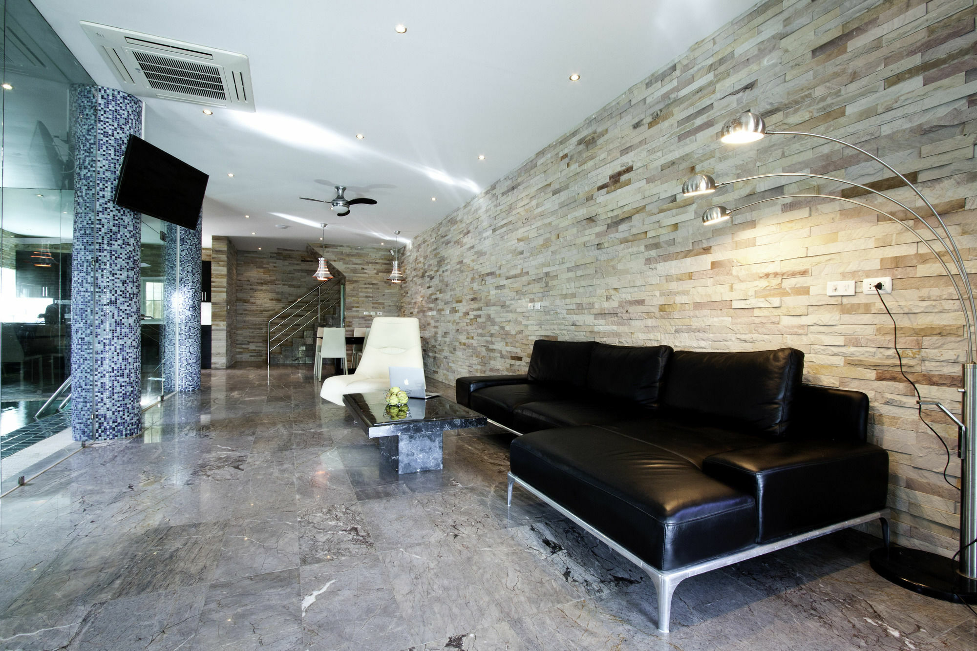 The Promenade Villa By Holiplanet Rawai Luaran gambar